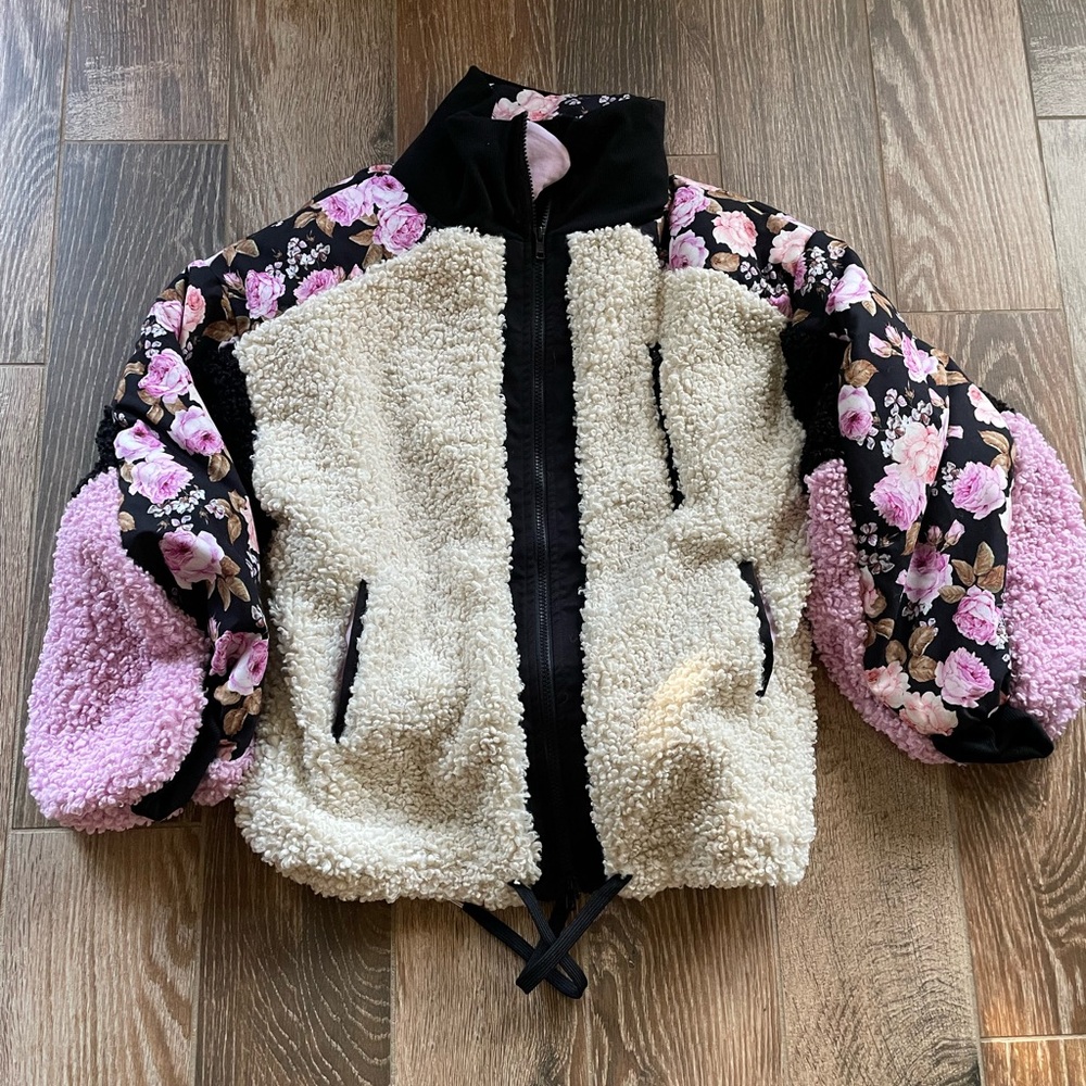 Victoria Secret for love and lemons bomber jacket zip. NWT small